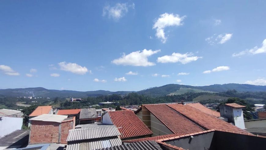 Sobrado no Parque Continental com 3 dormitórios e 2 vagas à venda
