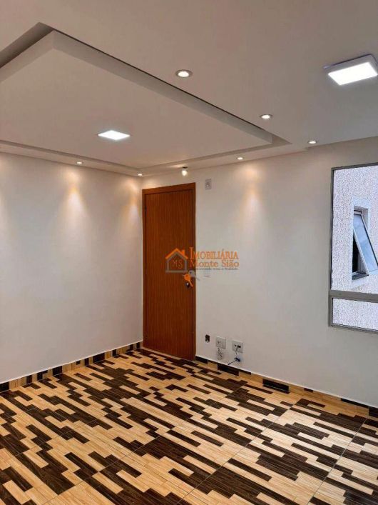Apartamento com 2 dormitórios à venda, 41 m² por R$ 230.000,00 - Água Chata - Guarulhos/SP