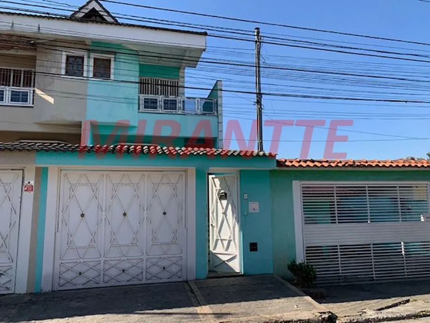 Sobrado de 198m² com 3 quartos em Jardim Santa Mena
