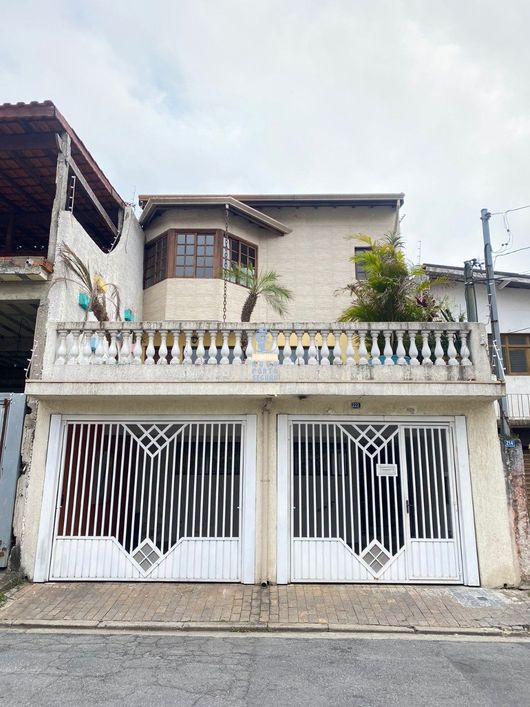 Sobrado para Venda.