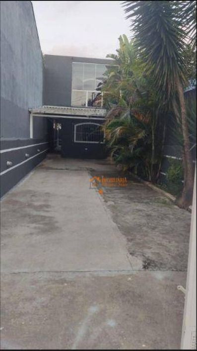 Sobrado com 4 dormitórios à venda, 191 m² por R$ 700.000,00 - Vila Nova Bonsucesso - Guarulhos/SP