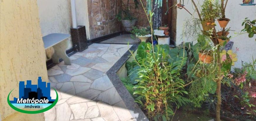 Sobrado com 3 dormitórios à venda, 380 m² por R$ 1.300.000,00 - Parque Flamengo - Guarulhos/SP