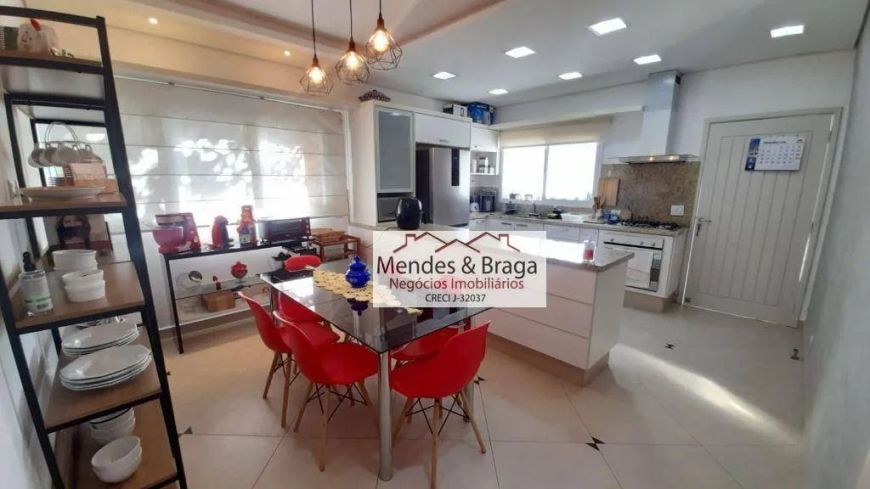 Sobrado à venda, 261 m² por R$ 1.700.000,00 - Vila Tibagi - Guarulhos/SP