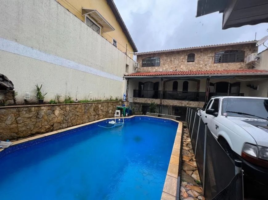 Sobrado em Jardim Santa Clara - Guarulhos