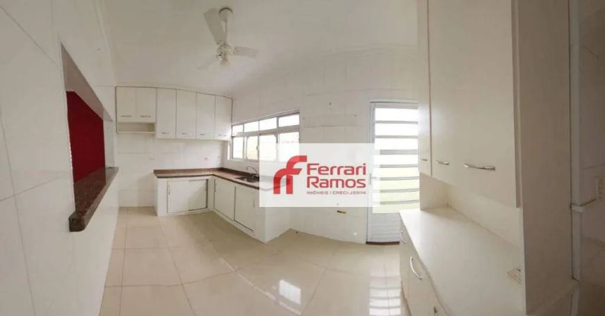 Casa com 3 dormitórios à venda, 145 m² por R$ 780.000,00 - Centro - Guarulhos/SP