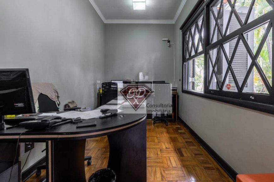 Casa à venda, 434 m² na Vila Nova Conceição com 5 vagas