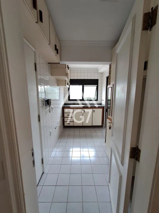 APARTAMENTO À VENDA NA VILA OLÍMPIA