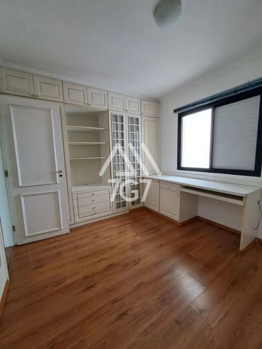APARTAMENTO À VENDA NA VILA OLÍMPIA