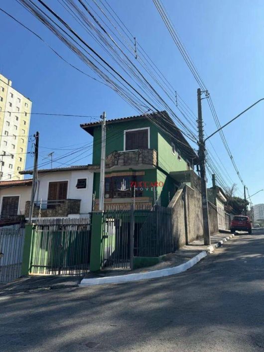 Sobrado com 3 dormitórios à venda, 150 m² por R$ 680.000,00 - Vila Galvão - Guarulhos/SP