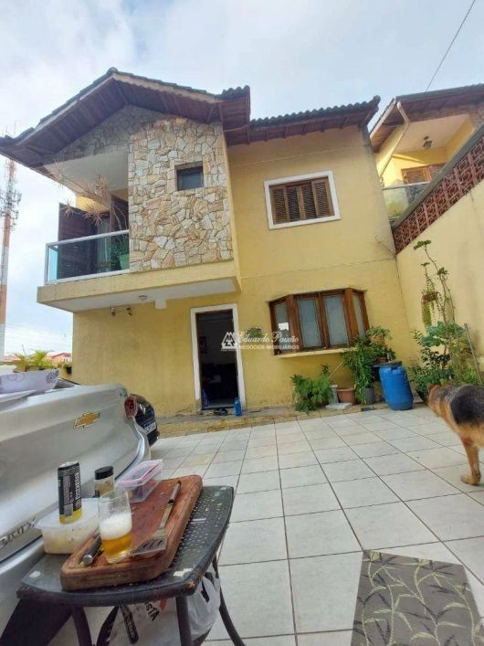 Sobrado a Venda na Vila Carioca