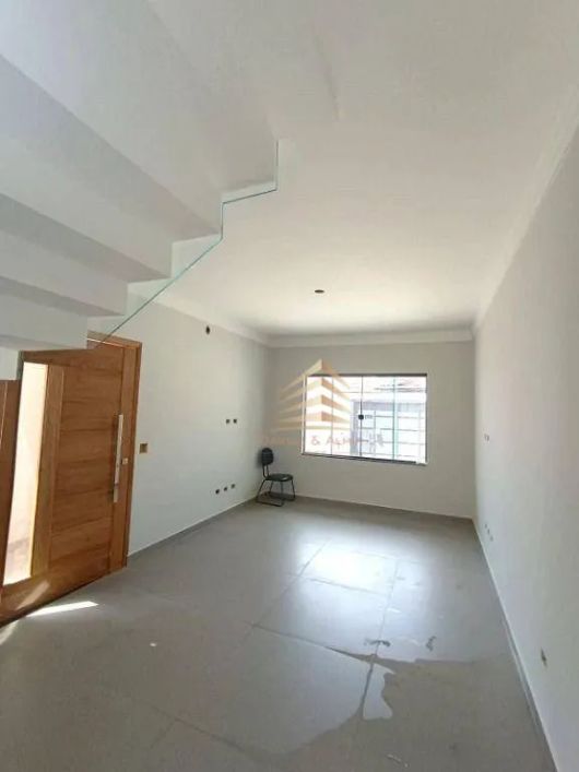Sobrado com 3 dormitórios sendo 3 suítes e 4 vagas à venda, 132 m² por R$ 990.000 - Jardim Vila Galv