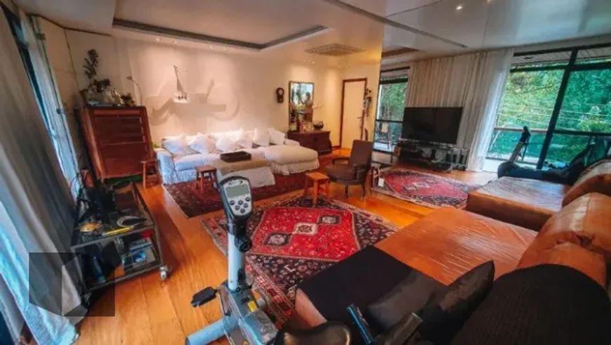 Apartamento em Leblon