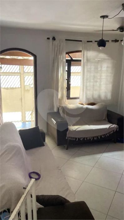 Casa com 3 quartos à venda em Jardim Santa Mena - SP