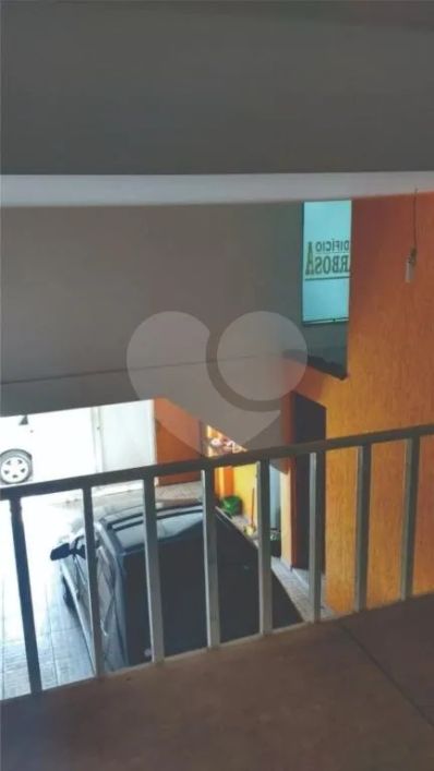 Prédio inteiro à venda em Cidade Soberana - SP