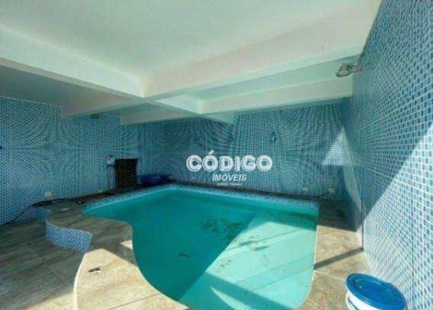 Sobrado com 3 dormitórios à venda, 412 m² por R$ 1.550.000 - Jardim Vila Galvão - Guarulhos/SP