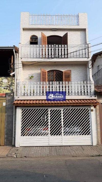 3 Casas individuais para renda ou moradia à venda por R$ 745.000 - Jardim Santa Clara - Guarulhos/SP