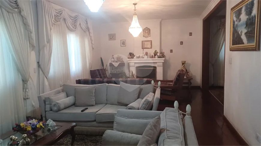 Casa térrea com 3 quartos à venda em Vila Rosália - SP