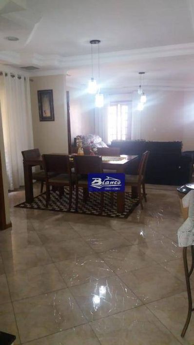 Sobrado com 3 dormitórios à venda, 247 m² por R$ 950.000,00 - Macedo - Guarulhos/SP