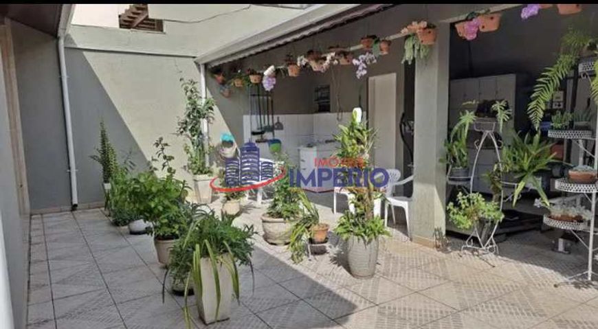 Casa com 3 dorms, Jardim Maia, Guarulhos - R$ 1.61 mi, Cod: 11882