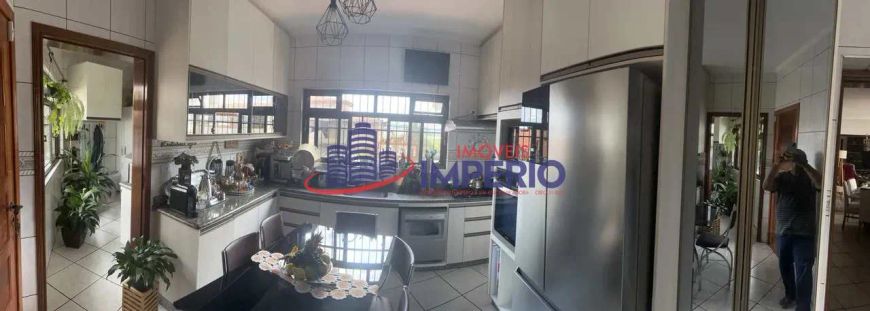 Sobrado com 3 dorms, Jardim Presidente Dutra, Guarulhos - R$ 920 mil, Cod: 12910