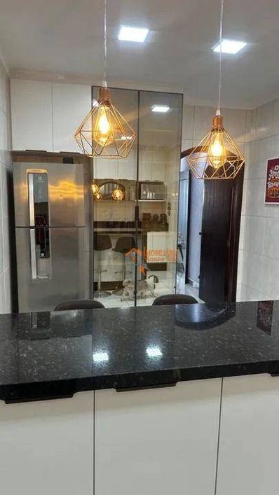 Sobrado com 3 dormitórios à venda, 200 m² por R$ 958.500,00 - Jardim Aida - Guarulhos/SP