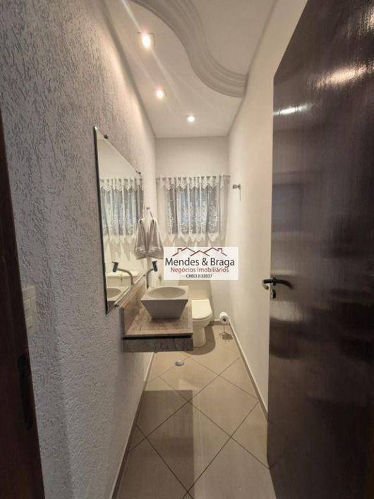 Casa com 3 dormitórios à venda, 204 m² por R$ 1.600.000,00 - Vila Milton - Guarulhos/SP