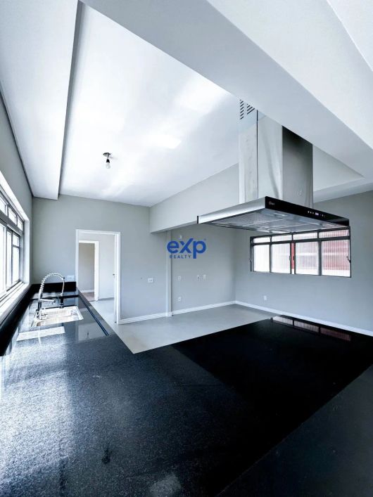 Apartamento Reformado em Higienópolis, SP