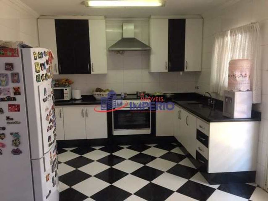 Casa com 3 dorms, Vila Rosália, Guarulhos - R$ 1.39 mi, Cod: 9935