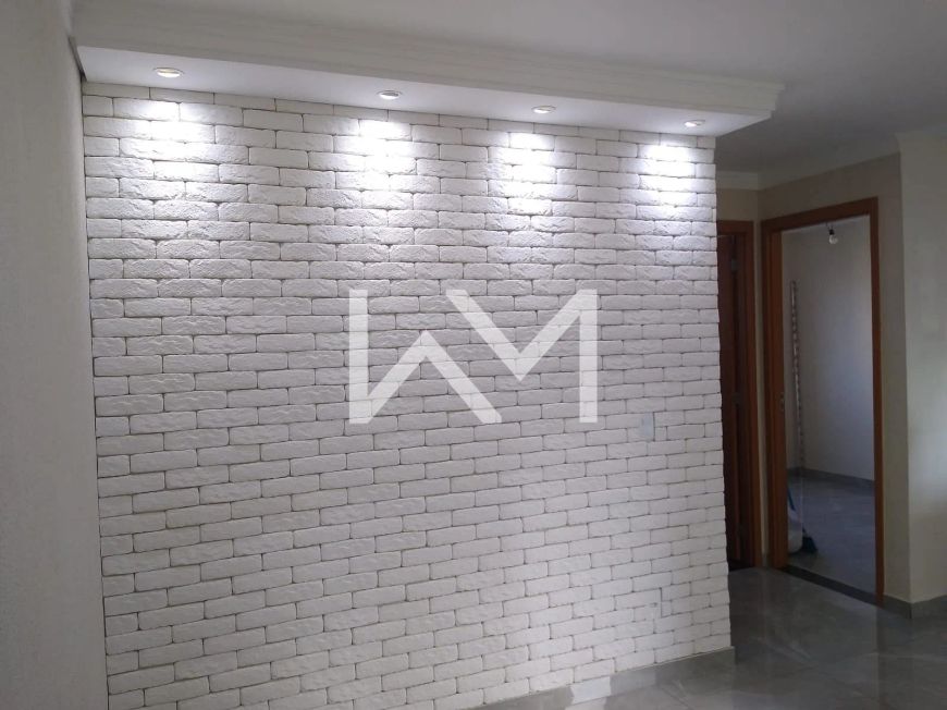 Apartamento 2 dormitórios e 1 vaga de garagem à venda, 42m2 por R$213.000,00 em Água Chata, Guarul
