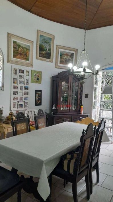 Casa com 3 dormitórios à venda, 239 m² por R$ 1.700.000,00 - Jardim Maria Helena - Guarulhos/SP