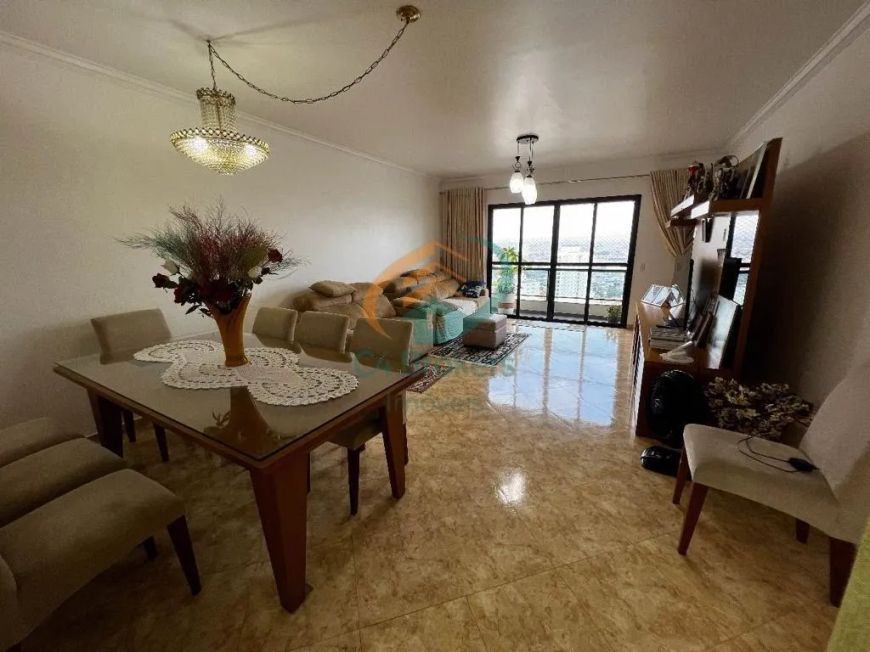 Prédio Inteiro em Vila Milton - Guarulhos, SP por 1