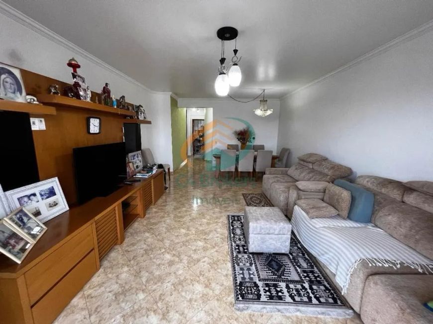 Prédio Inteiro em Vila Milton - Guarulhos, SP por 1