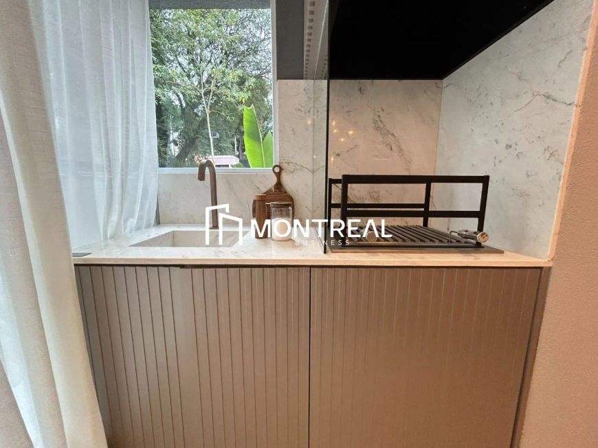 APARTAMENTO À VENDA NO CAMPO BELO, 2 SUÍTES. 1 VAGA DE GARAGEM.