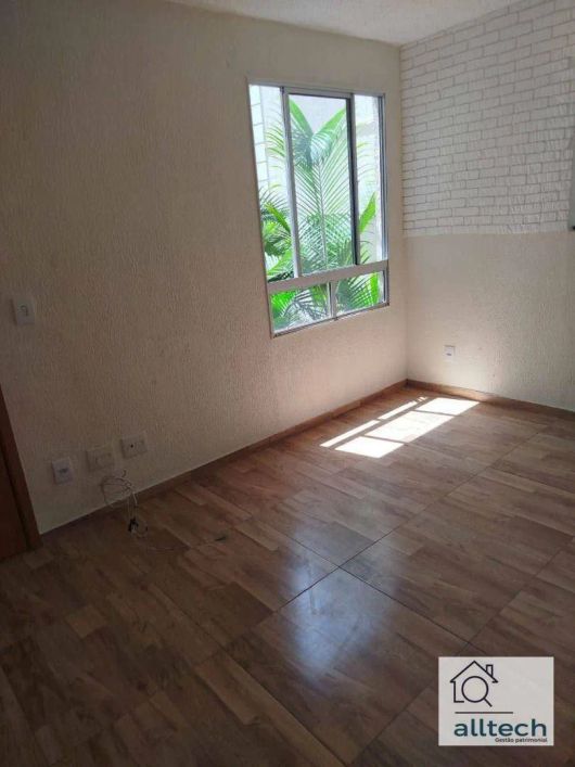 condomínio Santa Lucia apartamento 2 dormitórios, 1 vaga carro e moto, aceita pet à venda por R$ 190