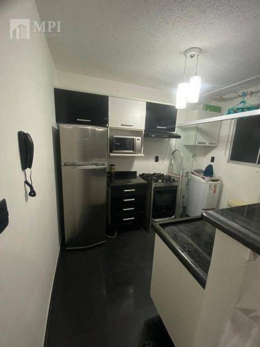 Apartamento com 2 dormitórios à venda, 47 m² por R$ 191.000,00 - Água Chata - Guarulhos/SP