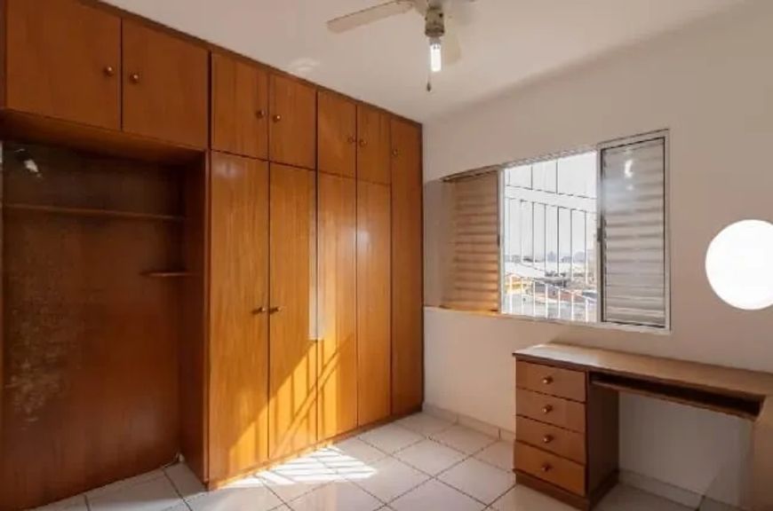 Sobrado para venda com 300m² e 4 vagas em Guarulhos