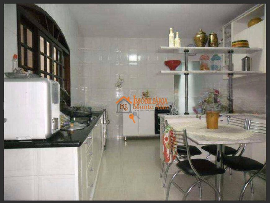 Sobrado com 3 dormitórios à venda, 250 m² por R$ 532.500,00 - Parque Uirapuru - Guarulhos/SP