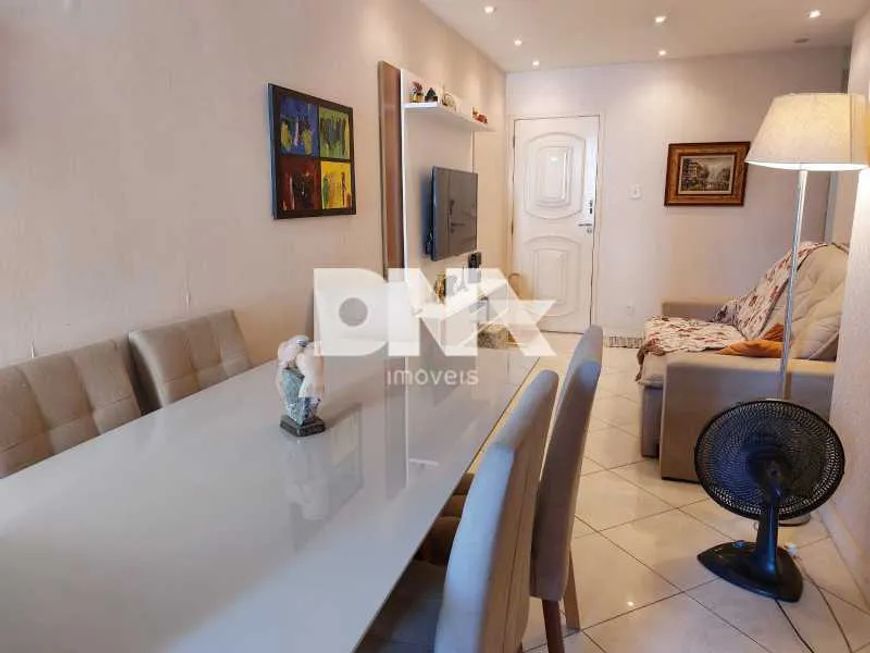 Apartamento - / Residencial / Catete