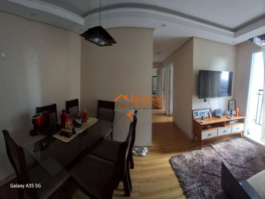 Apartamento com 3 dormitórios à venda, 56 m² por R$ 352.000,00 - Cocaia - Guarulhos/SP