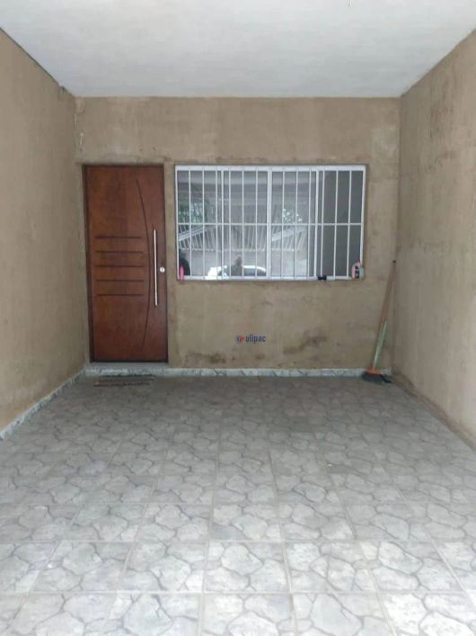 Sobrado residencial com divididos em três casas para renda - Parque São Luiz - Guarulhos-SP.