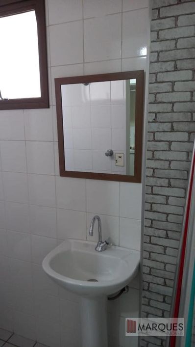 Apartamento de 86m² em Vila Pedro Moreira, Guarulhos - 3 dormitórios, 1 suíte, 3 banheiros. Venda po
