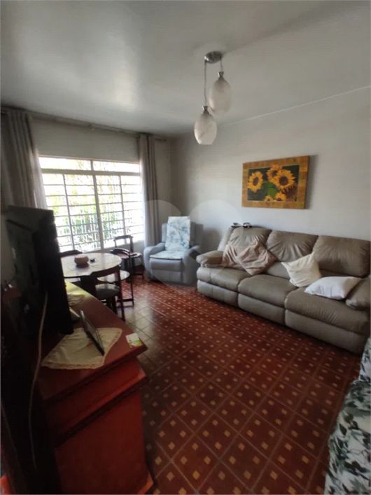 Casa com 3 quartos à venda em Vila Rosália - SP