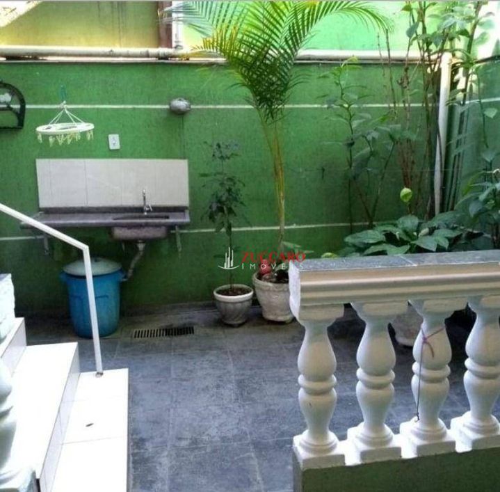 Sobrado com 3 dormitórios à venda, 214 m² por R$ 745.000,00 - Parque Continental - Guarulhos/SP