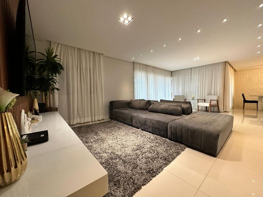 Apartamento para venda tem 182 metros quadrados com 3 quartos em Vila Rosália - Guarulhos - SP