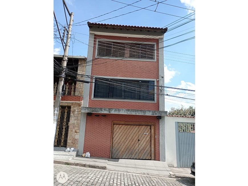 Sobrado com piscina, 3 dormitórios, 1 suíte, 166 m², 3 vagas na Vila Milton - Guarulhos - SP