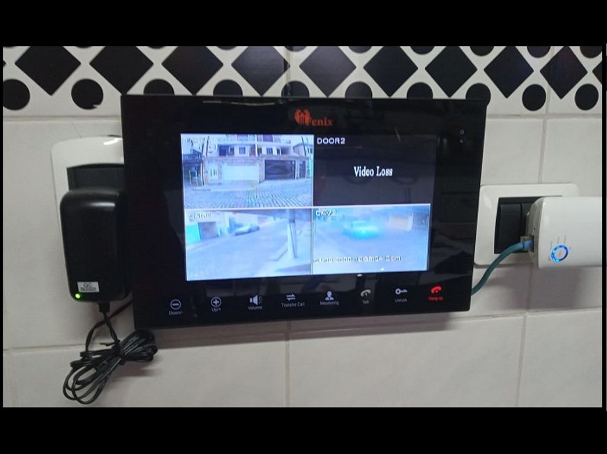 Sobrado com piscina, 3 dormitórios, 1 suíte, 166 m², 3 vagas na Vila Milton - Guarulhos - SP