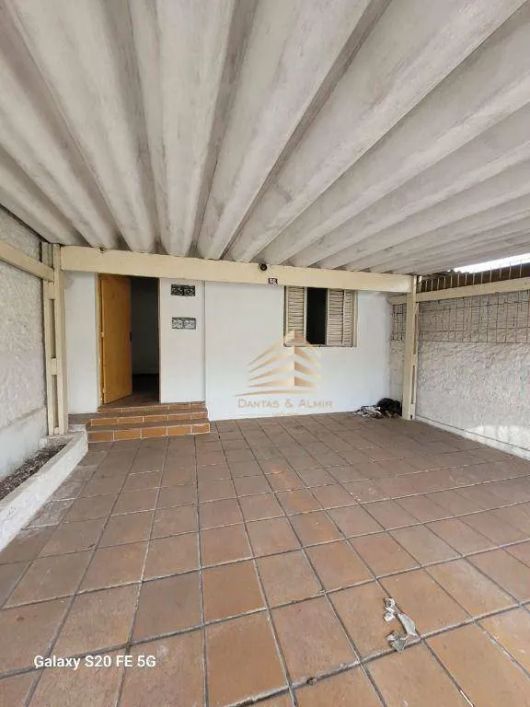 Casa à Térrea por R$ 420.000 - Jardim São Roberto - Guarulhos/SP