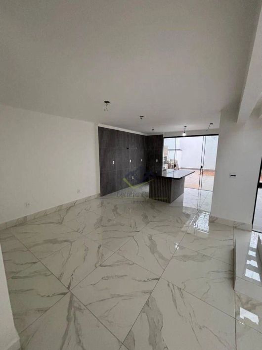 Sobrado com 3 dormitórios à venda, 125 m² por R$ 890.000,00 - Carmela 3 - Guarulhos/SP