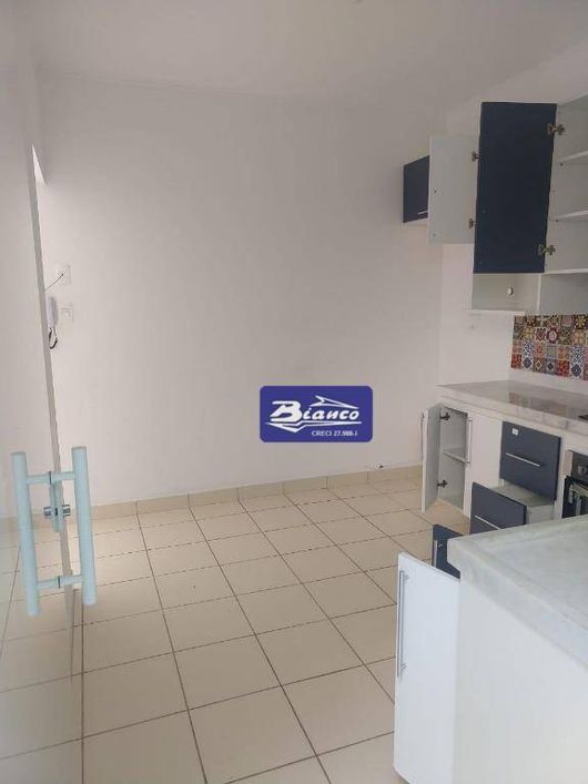 SOBRADO EM CONDOMINIO , ACEITA APTO DE MAIOR VALOR COMO PARTE DE PAGAMENTO