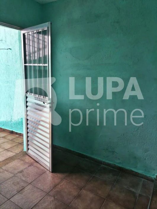 CASA TÉRREA COM 2 QUARTOS PARA VENDA, VILA ROSÁLIA, GUARULHOS
